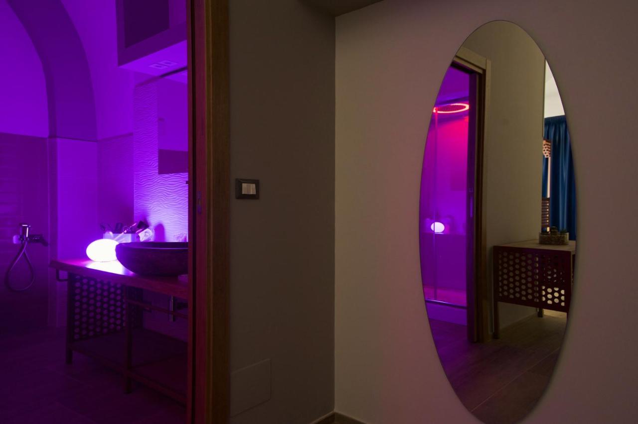 B&B Del Corso Foggia Con Parcheggio Custodito ภายนอก รูปภาพ