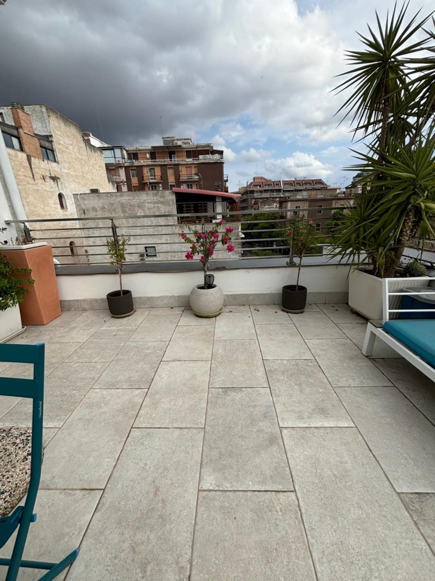 B&B Del Corso Foggia Con Parcheggio Custodito ภายนอก รูปภาพ