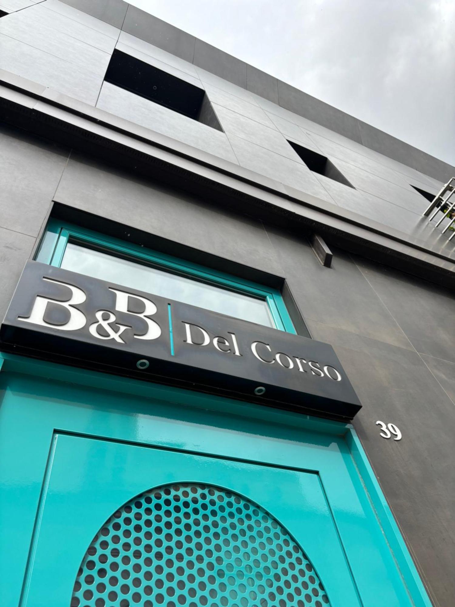 B&B Del Corso Foggia Con Parcheggio Custodito ภายนอก รูปภาพ